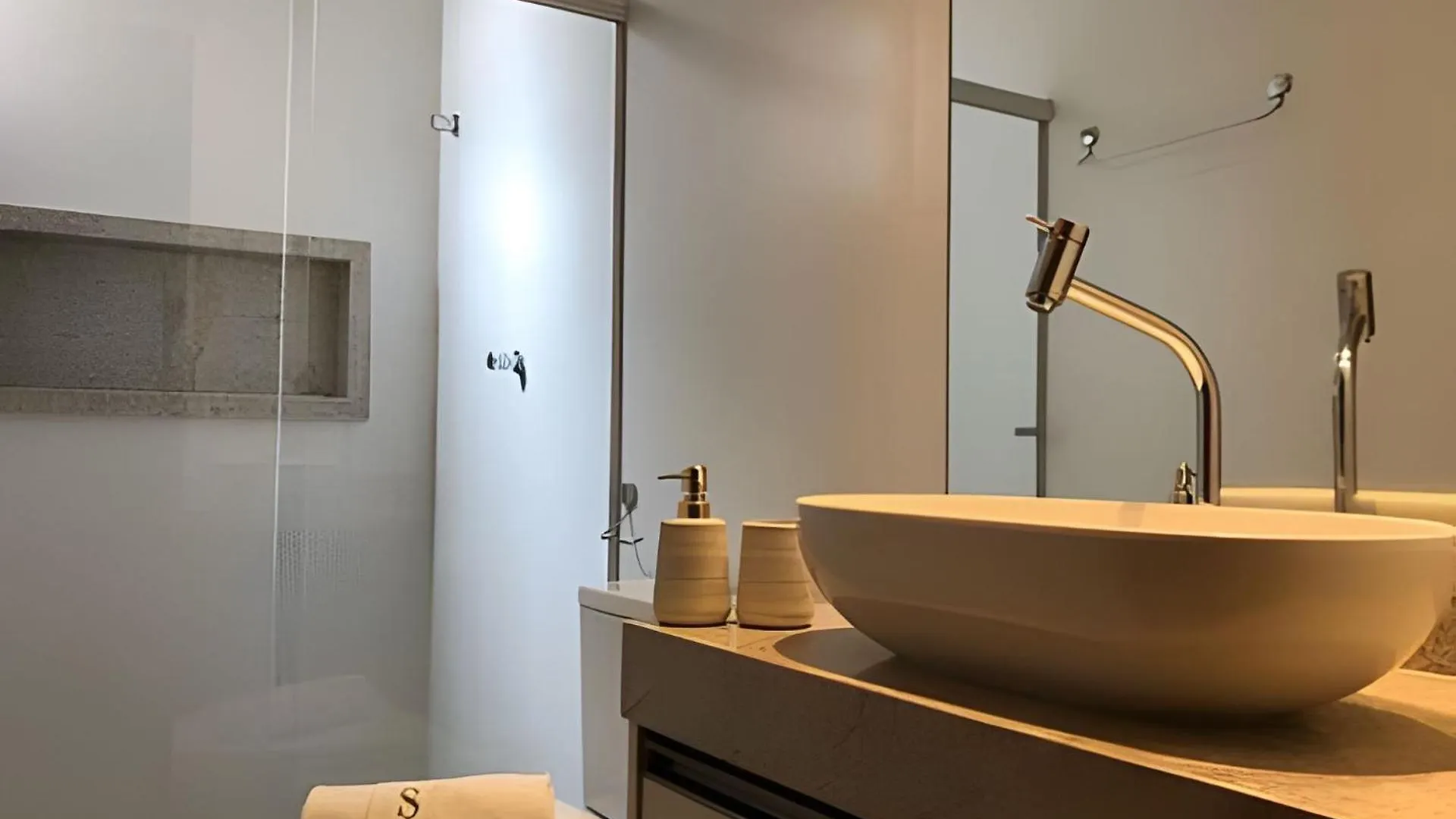 Residencial Villa Da Praia, Com Piscina, 500M De Taperapuan Porto Seguro Apartment